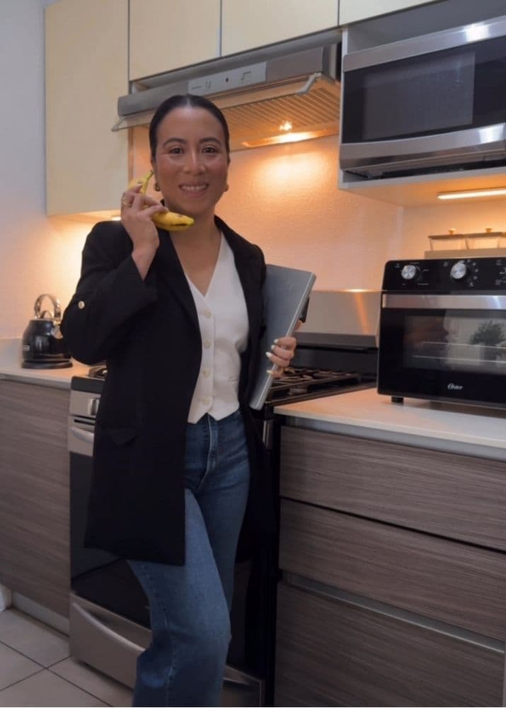 Sugey en su cocina